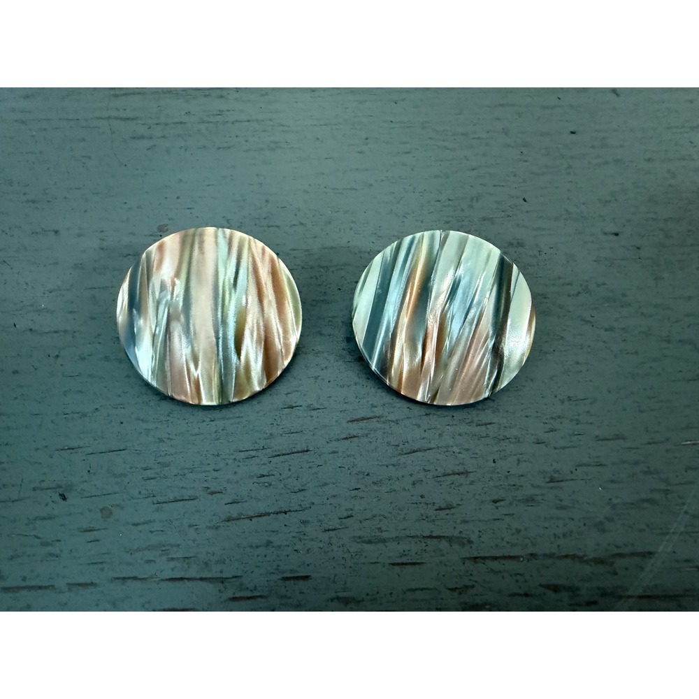 Vintage Style Multi Tonal Ripple Round Stud Earrings Pearlescent Textured Circle